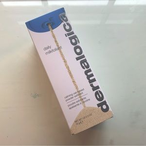 New in box- daily milkfoliant